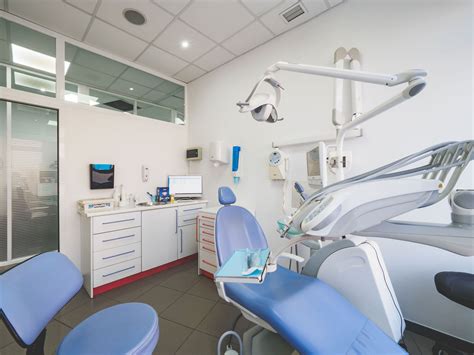 Torremolinos Dental Clinic: location and appointment 